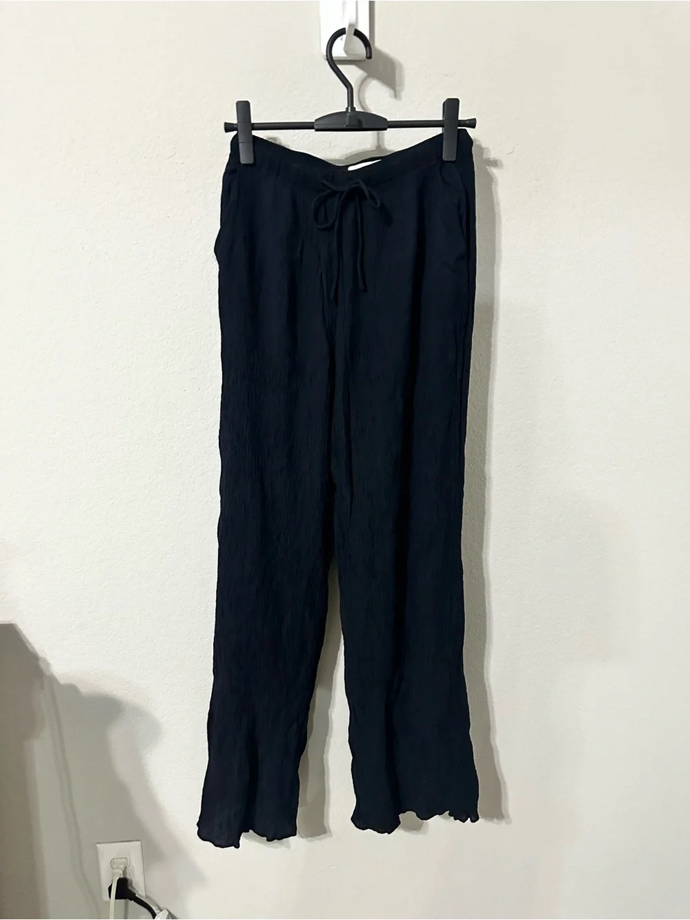 Abercrombie and Fitch Crepe Black Pants Medium
